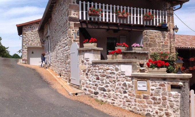 Saint-Point Cabaña | Casa con 3 habitaciones independientes, situada en una aldea a 1.5 km del pueblo.