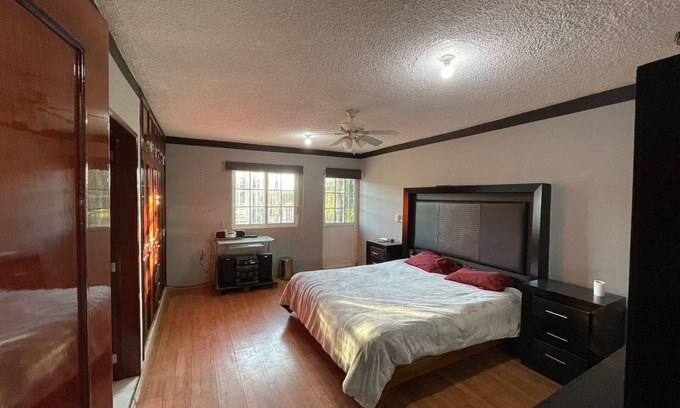 Uruapan Casa | House with 4 bedrooms for 8 people, with terrace