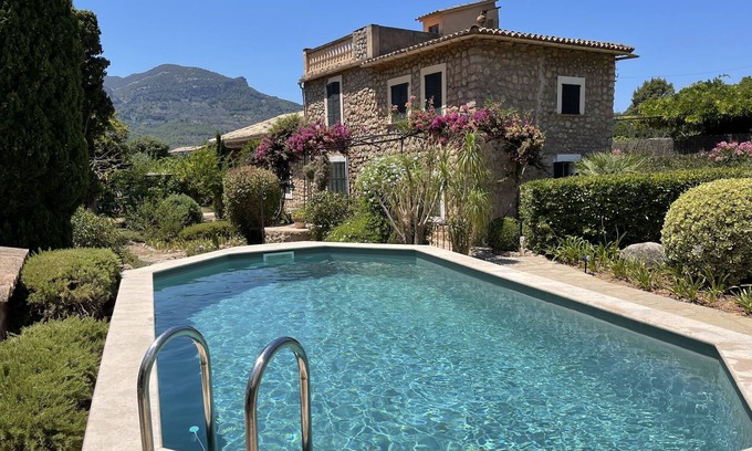 Biniaraix Villa | Villa con carácter entre mar y montaña