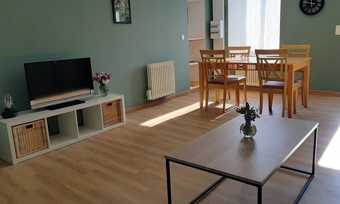 Vineuil Casa | House with garden 10 minutes from Châteauroux and 40 minutes from Zooparc de Beauval