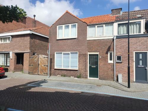 Beverwijk Casa | House with garden in the center close to the sea and Amsterdam