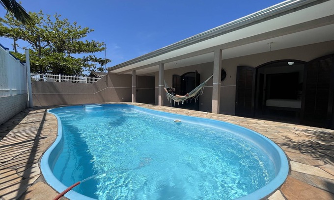 Pontal do Parana Casa | House with pool Praia de Leste | RELAX CLUB