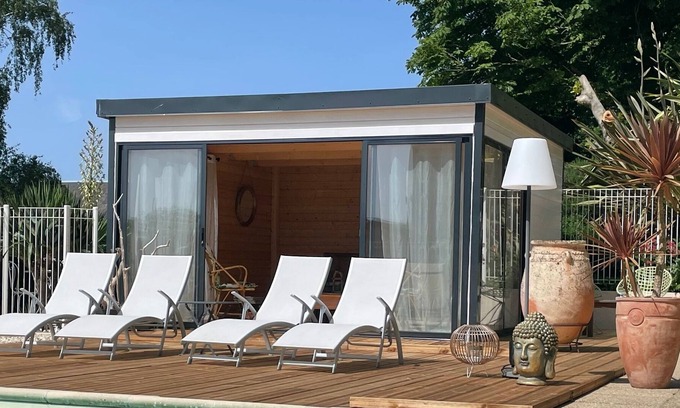 Pouzauges Casa | House with pool at Domaine de La Chouannerie 15 minutes from Puy du Fou