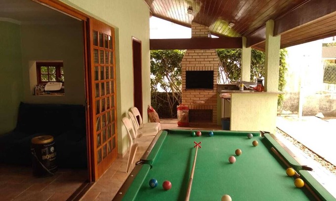Vista Linda Casa | Casa con piscina - Condominio Hanga Roa