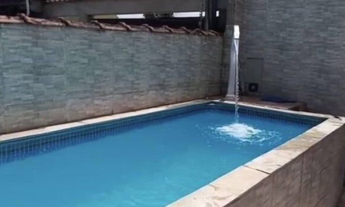 Balneario Umurama Casa | House with pool near waterfall