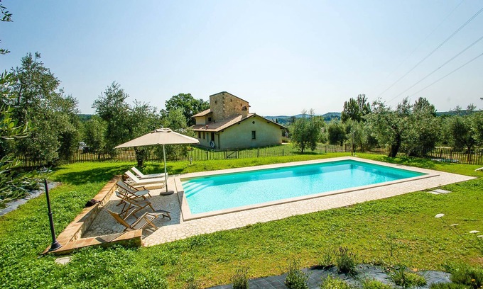 Amelia Casa | Casa con piscina privada / vallada a 5 km de Amelia. Calle tranquila y bonitas vistas
