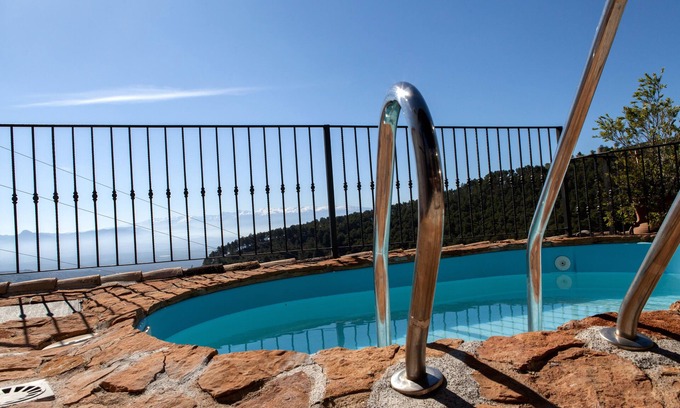 Moclin Cabaña | Casa con piscina privada, impresionantes vistas