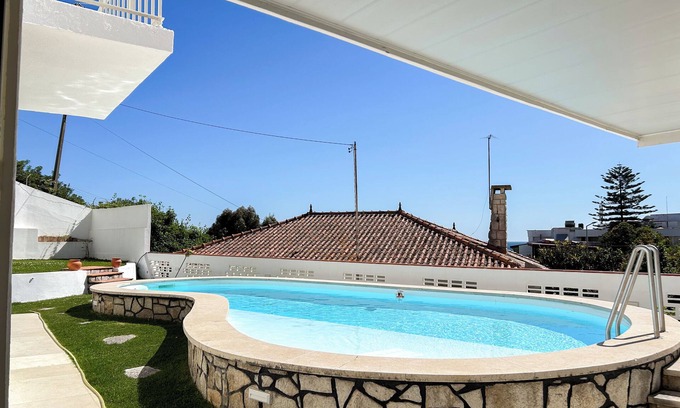 Sesimbra Casa | House with Sea View and Private Pool