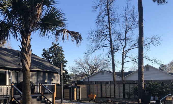 Myrtle Beach Casa | house with spa like backyard, 10 minutes from beach