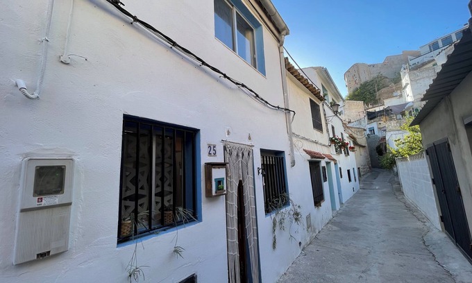 Chelva Casa | Casa con terraza y vistas. A estrenar en plena naturaleza