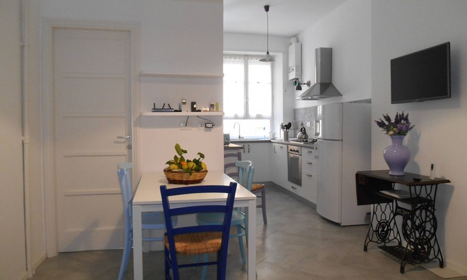 Gianicolo Apartamento | Casa con terraza cerca de la estación de Trastevere, "Il Melograno"