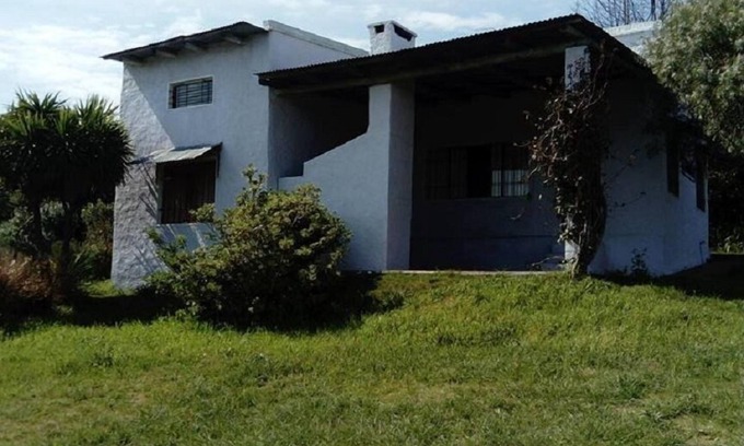 Piriapolis Casa | casa de dos dormitorios para 5/6 personas ubicada en el cerro del toro, cochera