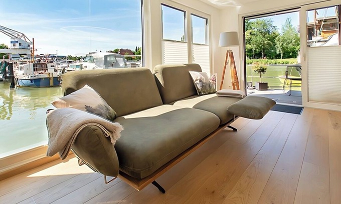 Vahrenwald-List Alquiler De Eote | Houseboat ANKERLOFT - vacation on the water in the middle of Hanover's marina!