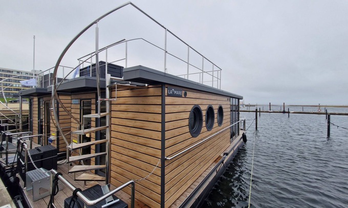 Wendtorf Alquiler De Eote | Houseboat Fjord del Sol with bio sauna and roof terrace in Wendtorf / Kiel Fjord