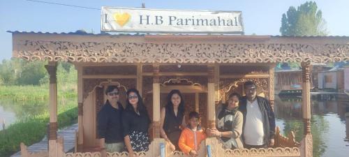 Dal Lake Alquiler De Eote | Houseboat Parimahal Deluxe