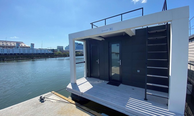 Lundby Alquiler De Eote | Houseboat SVANESUND with roof terrace in the heart of Gothenburg
