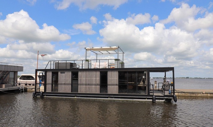 Offingawier Alquiler De Eote | Casa flotante con sauna y fantásticas