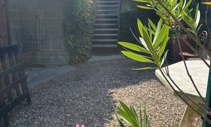 Cestas Condominio | Housing, with Gardener