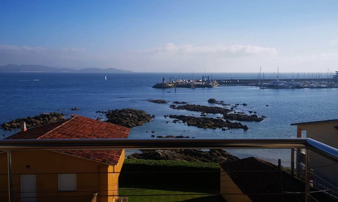 Sanxenxo Condominio | Vivienda con vistas al mar.