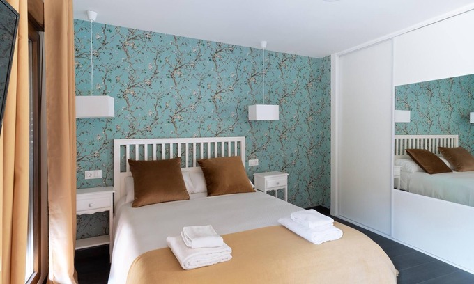 Old Town Apartamento | Housingleon- Five Rooms Barrio Húmedo