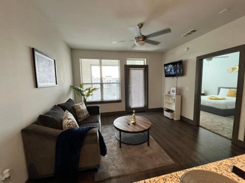 Houston Apartamento | Houston Airport Stay with Fast Wifi & Free Parking