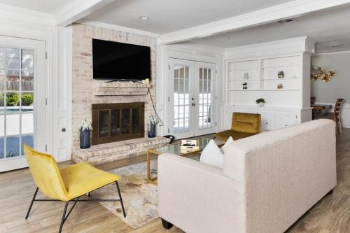 Sugar Land Casa | Houston Luxury 4br/3ba and Pool