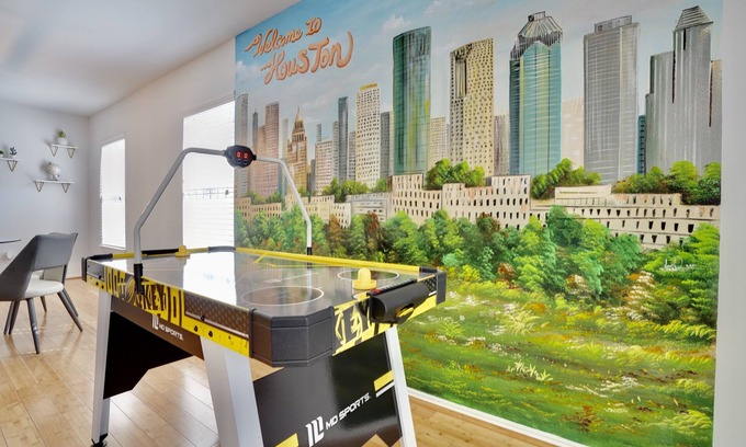 Clodine Casa | Houston Wall Mural, A Getaway Escape