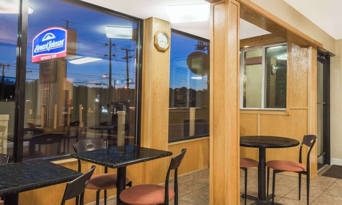 Rocky Hill Hotel | Howard Johnson by Wyndham Hartford South – Rocky Hill