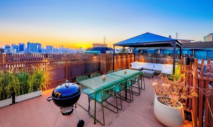Yongsan-gu Casa | HT Tailored Service Urban Retreat Gym and Garden