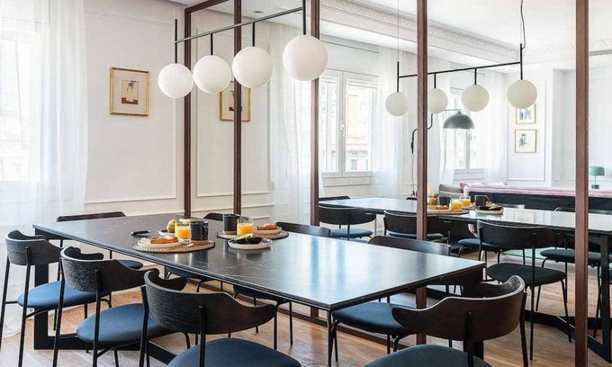 Eixample Apartamento | Huge 4 bed/4bathensuite, same block as gaudi house