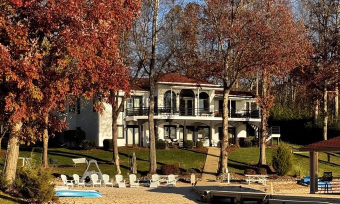 Huddleston Casa | Playa privada. Casa espaciosa. Un montón de comodidades! "¡¡LAS MEJORES VACACIONES!!"