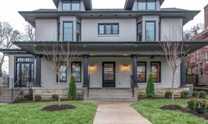 Hillsboro Village Apartamento | HUGE double unit 5BR close to Belmont and 12S