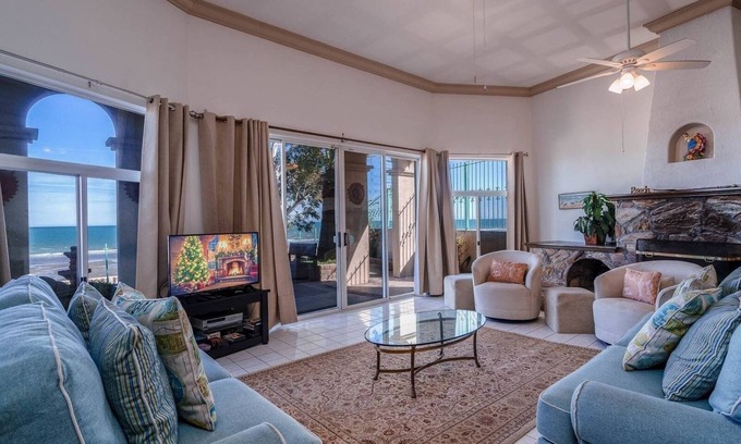 Villas de Las Palmas Casa | Huge luxury on the beach