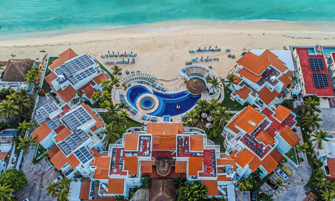 Playacar Fase I Condominio | Gran condominio frente al mar en Playacar con capacidad para 8 personas. NUEVOS PRECIOS MÁS BAJOS