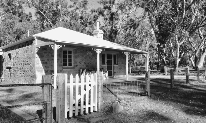 Upper Wakefield Cama Y Desayuno | Hughes Parque Cottage- escapada serena pacífica