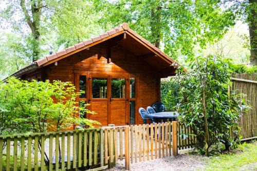 Epe Casa | Huisdiervriendelijk houten huisje in het groen