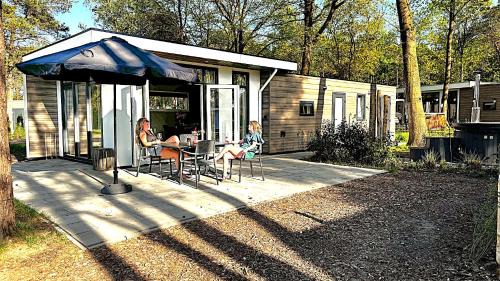 Municipality of Hellendoorn Chalet De Esquí | Huisje Bosrijk met hottub