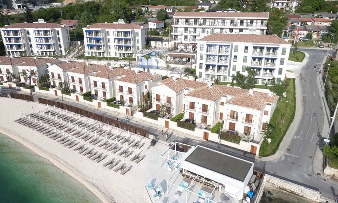 Dobrota Apartamento | Huma Suite with Seaview