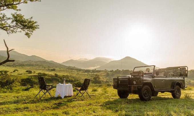 Albert Luthuli Cabina | Humala River Lodge
