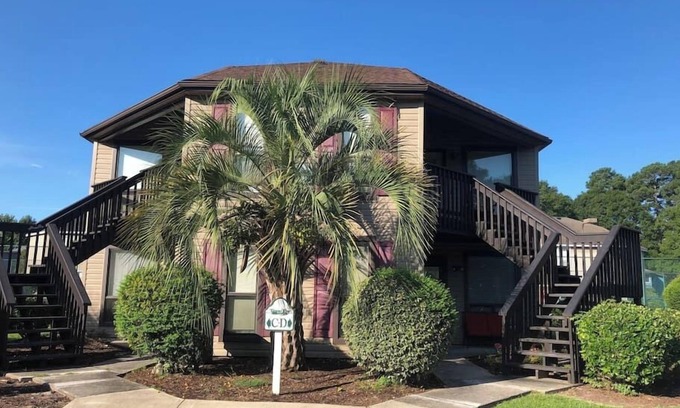 Surfside Beach Apartamento | Colibri en la Copa del Arbol