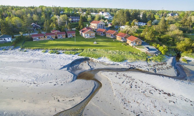 Hunts Point Apartamento | Hunts Point Rustic Coastal Retreat with King Bed