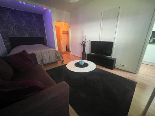 Ylamylly Apartamento | Huoneisto kaupungissa Joensuu