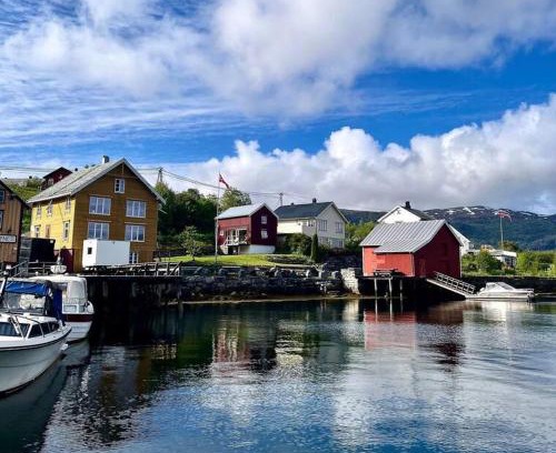 Valsoyfjord Casa | Hus ved Valsøyfjorden