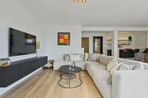 Knokke Apartamento | Huswell - Stunning modern apartment with terrace and parking