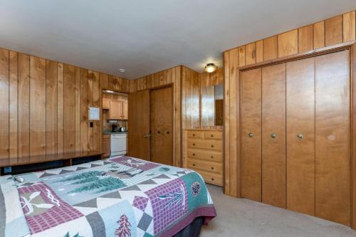 Yosemite West Casa | Hutchings Cabin & Apt.