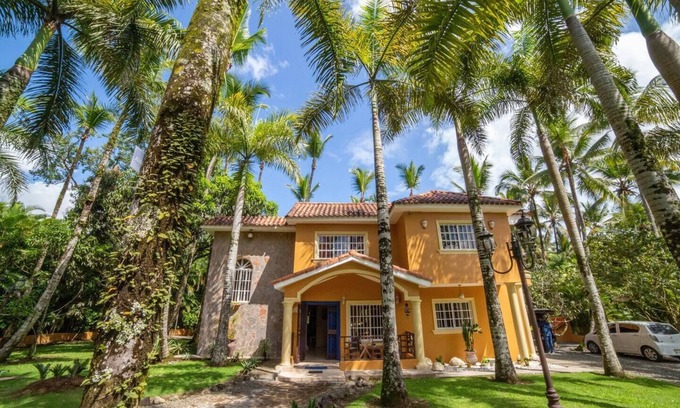 Bonao Villa | JacuzziCaliente| LimpiezaDiaria| Gacebo| BBQ| Rio