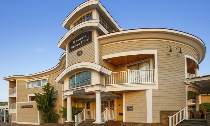 Hyannis Hotel | Hyannis Harbor Hotel