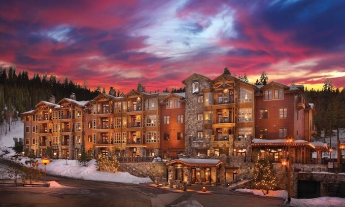 Truckee Complejo | Hyatt Northstar Resort next to the Northstar Village, Ski In/Out. The Best!