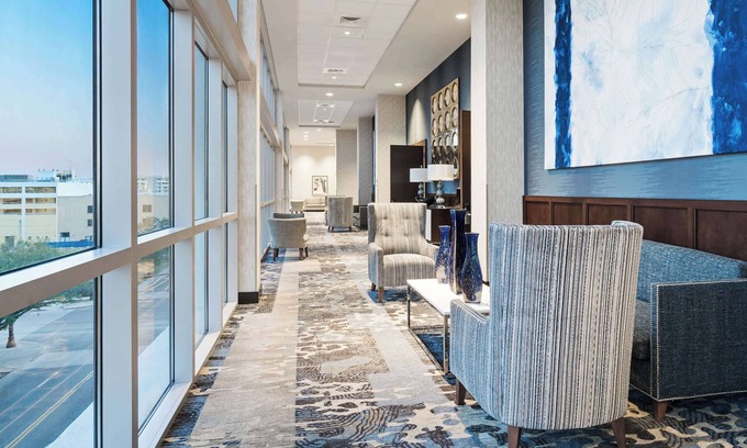 St. Petersburg Hotel | Hyatt Place St. Petersburg / Downtown