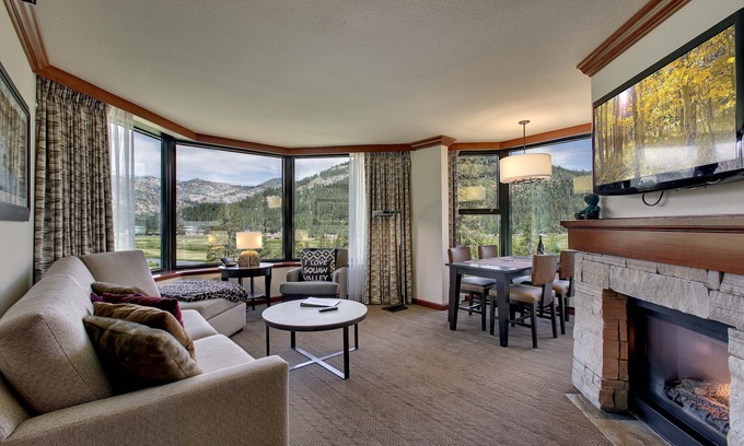 Olympic Valley Condominio | Resort @ Squaw Creek, ¡VISTAS PANORÁNICAS!Amenidades de 4 estrellas, PISCINA IN / OUT PISCINA-hotubs, SPA